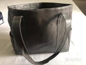Borse a spalla nuove mai usate Abbigliamento e Accessori In