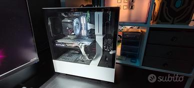 Postazione PC fisso gaming