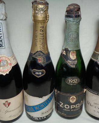 Ritiro vecchie  bottiglie  di Spumante Lambrusco