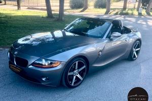 Bmw Z4 "solo 58000km" pari al NUOVO