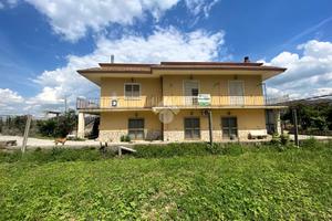 BIFAMILIARE A SAN FELICE A CANCELLO