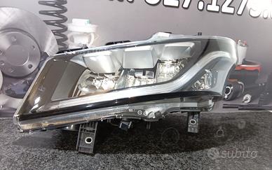 Faro anteriore sinistro Iveco Stralis S-WAY led