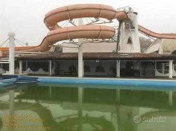 Stabile a Gualtieri, via Pieve, Snc, 5 locali