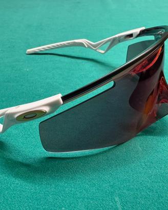 Occhiali Oakley Qntm Kato Prizm Road