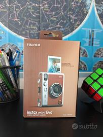 Fujifilm Instax mini EVO