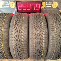 YOKOHAMA 4 GOMME 235 60 18 INVERNALI 85/90%