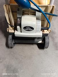 robot lava piscina 
