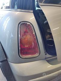 Fanale posteriore sinistro MINI COOPER del 2003