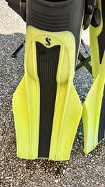 Pinne subacquea Scubapro - taglia M - giallo