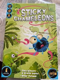 Gioco divertente STICKY CHAMELEONS. Etá 6+.