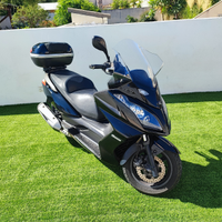 Kymco 300i con abs