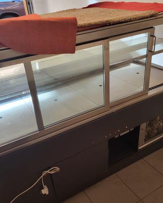 Vetrina refrigerata per pasticceria