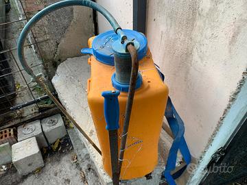 Tanica per diserbante