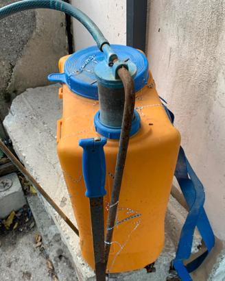 Tanica per diserbante