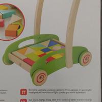 Carrellino in legno Hape Block and Roll
