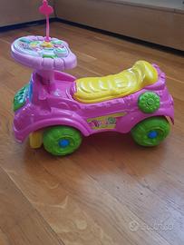 Auto cavalcabile baby Clementoni 1-5 anni