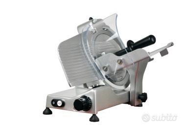 Affettatrice. Nuova