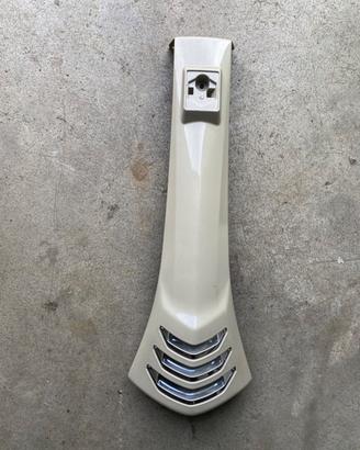 Baffo puntale piaggio vespa gts 310 usato