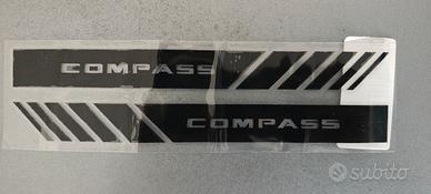 2 Adesivi Neri Jeep Compass