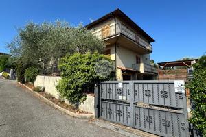 BIFAMILIARE A SAN CASCIANO IN VAL DI PESA