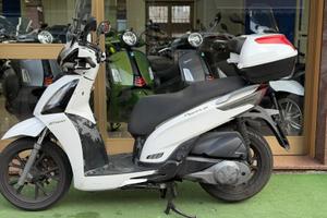 Kymco People 300 senza busta paga a 50€ al mese !