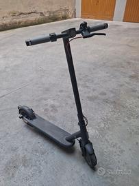 monopattino xiaomi  pro 4 
