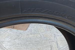 gomme 215/60/17 estive 