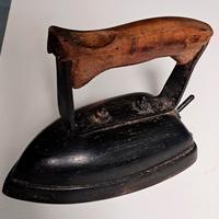 Ferro da stiro elettrico anni 40/50