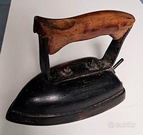 Ferro da stiro elettrico anni 40/50