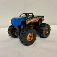 Hot Wheels 2005 Moster Truck J3179 scala 1:64