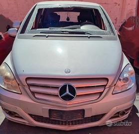 Ricambi Mercedes Classe B 200CDI 2008 640941