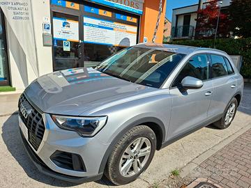 Audi Q3 Sportback 35 2.0 tdi Business Plus s-troni