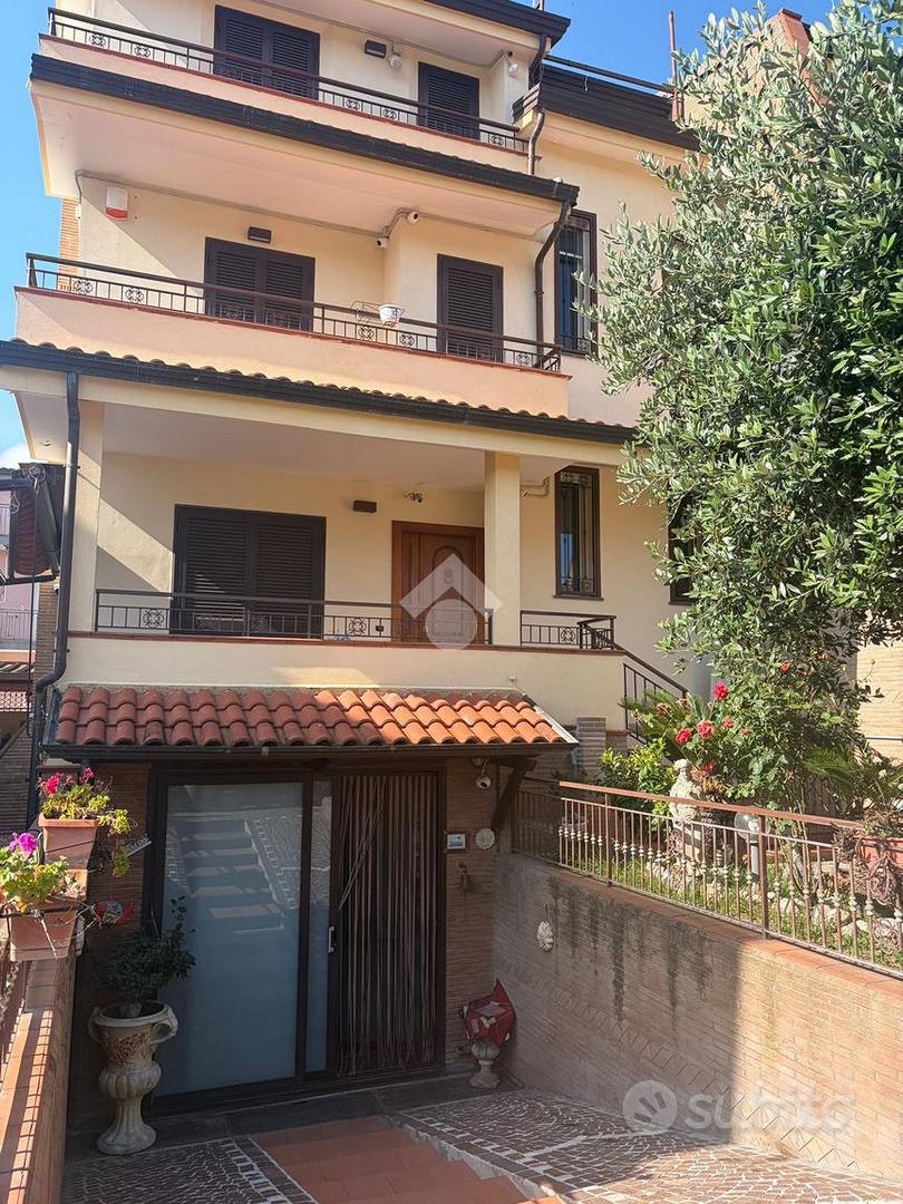 VILLA SINGOLA A CESA - Vista 6