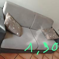 DIVANO LETTO CON MATERASSO NUOVO 