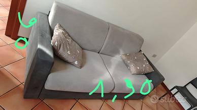 DIVANO LETTO CON MATERASSO NUOVO 