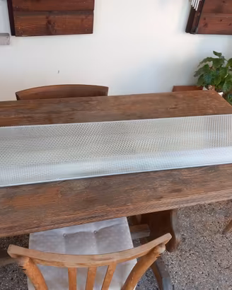 Plafoniere al neon complete di tubi da 2x36W