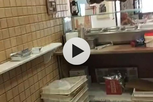 Locale adibito a ristorante pizzeria