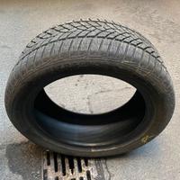 SUV: 4 gomme invernali Goodyear 235 50 R18 101V