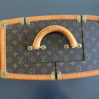Beauty case Louis Vuitton by Sharon Stone
