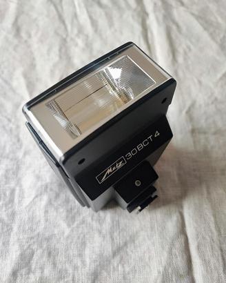 Flash Metz 30 BCT 4 compatibile con reflex CANON
