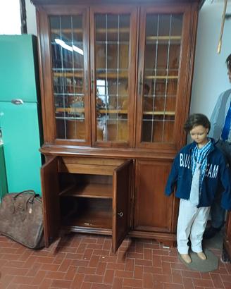 Vetrina in legno