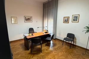 Stanza in studio legale viale Michelangelo