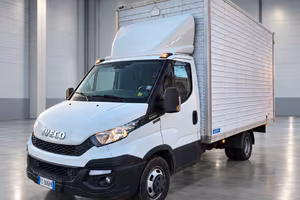 Iveco daily furgone in alluminio veicoli asta libe