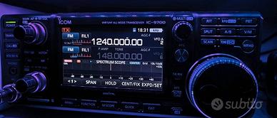 Ricetrasmettitore Icom IC 9700 + SM 30
