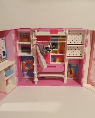 Barbie cabina armadio