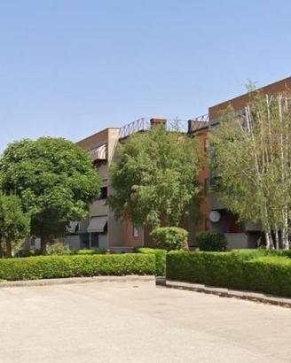 Appartamento di 105 m² con 4 locali e box auto a S