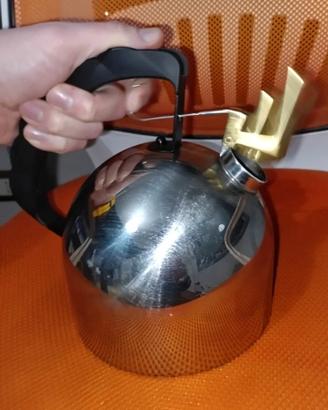 Alessi 9091 Bollitore originale Richard Sapper
