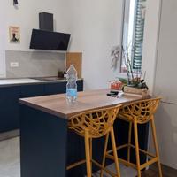 Sgabelli in plastica 75cm