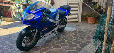 Suzuki Gsx r 600