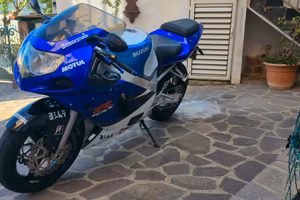 Suzuki Gsx r 600